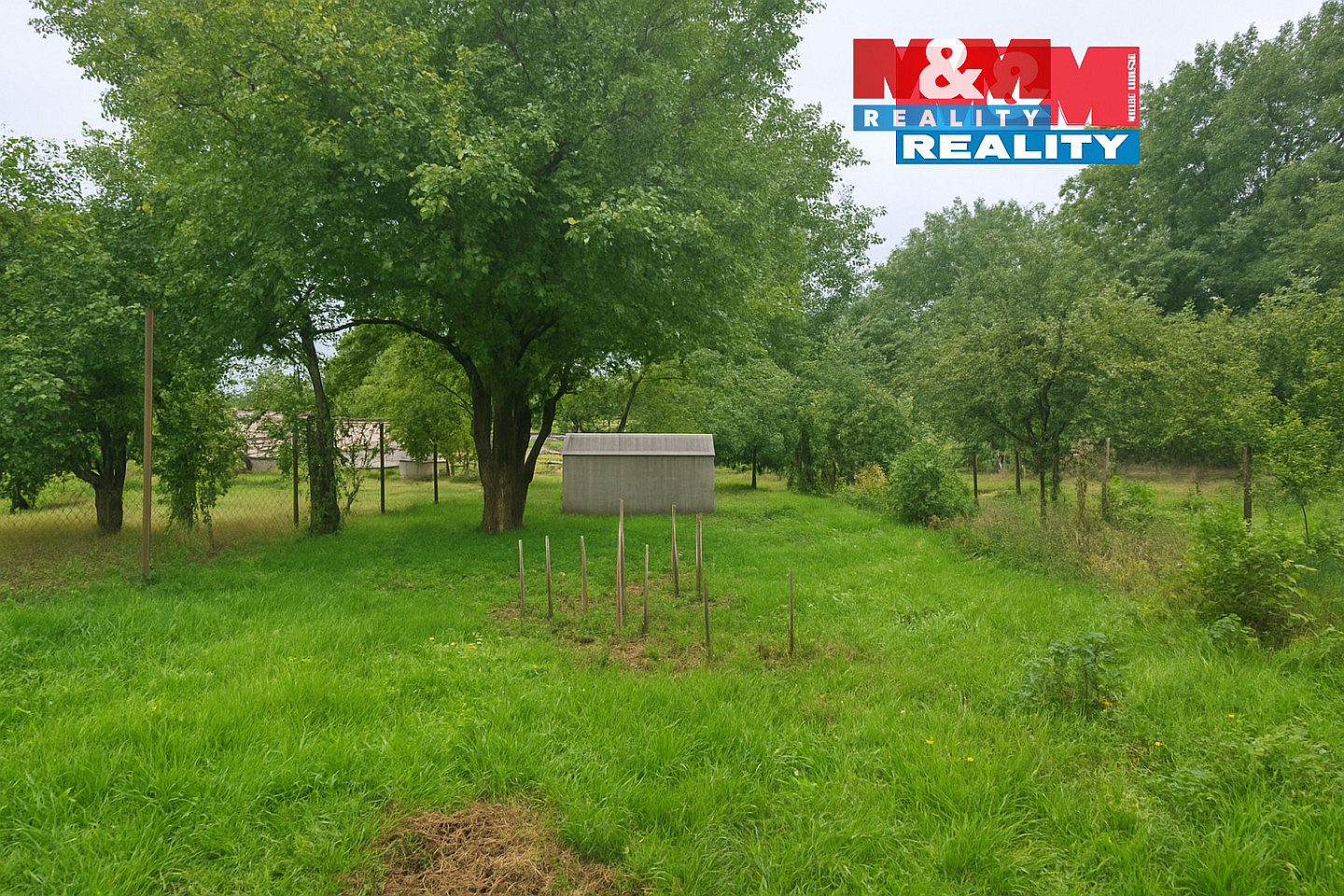 Prodej zahrady 593 m²