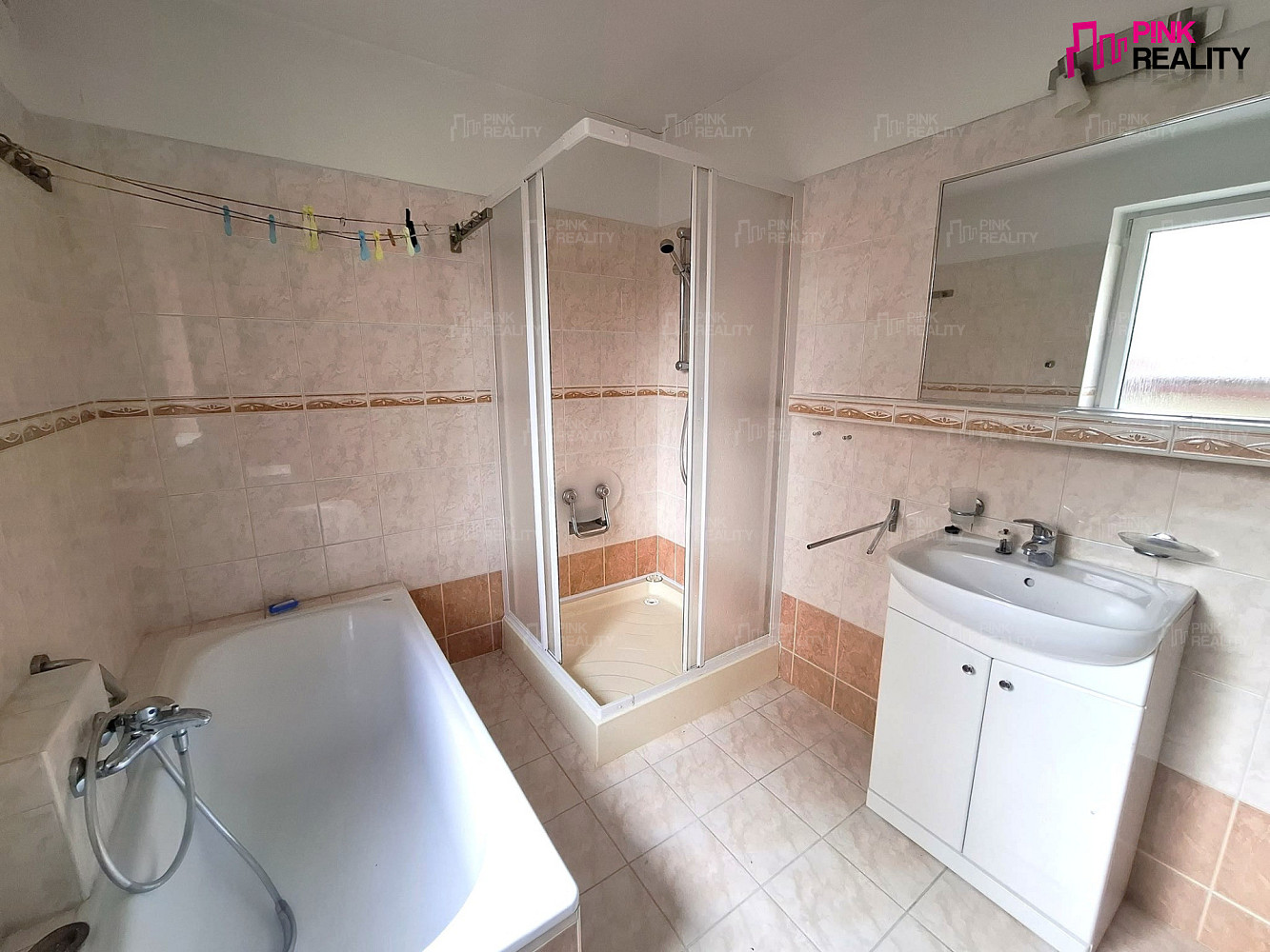 Prodej domu 129 m² s pozemkem 576 m² – fotografie 4