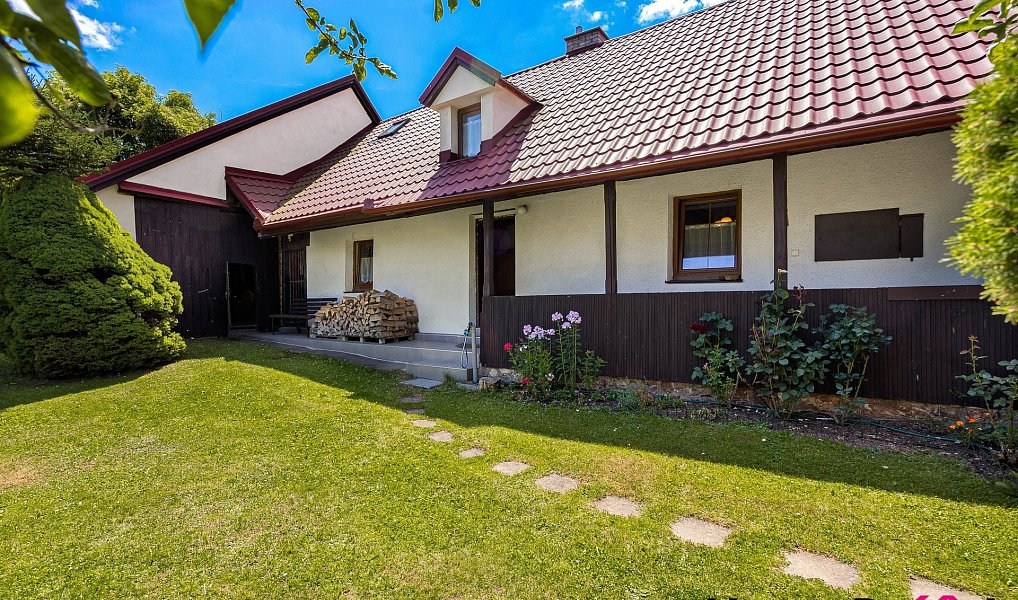 Prodej chaty/chalupy 154 m² s pozemkem 355 m², Lhota pod Radčem – fotka 1 z 25