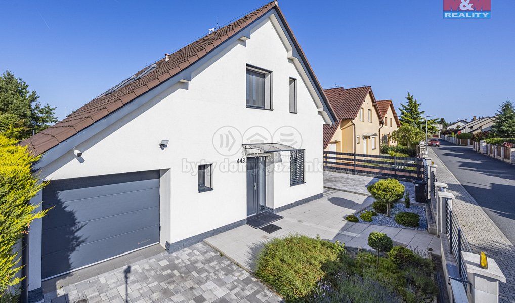 Prodej domu 206 m² s pozemkem 501 m², Vestec – náhled fotky 12