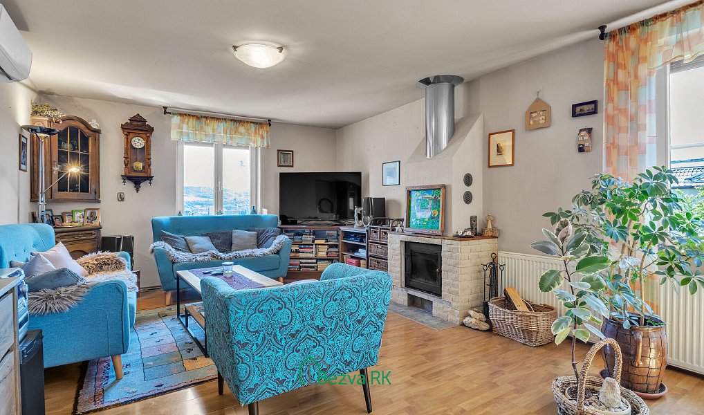 Prodej domu 224 m² s pozemkem 542 m², Beroun – náhled fotky 3