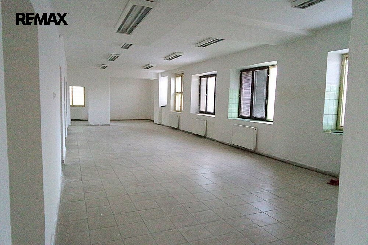 Prodej obchodních prostor 1 120 m² – fotografie 5