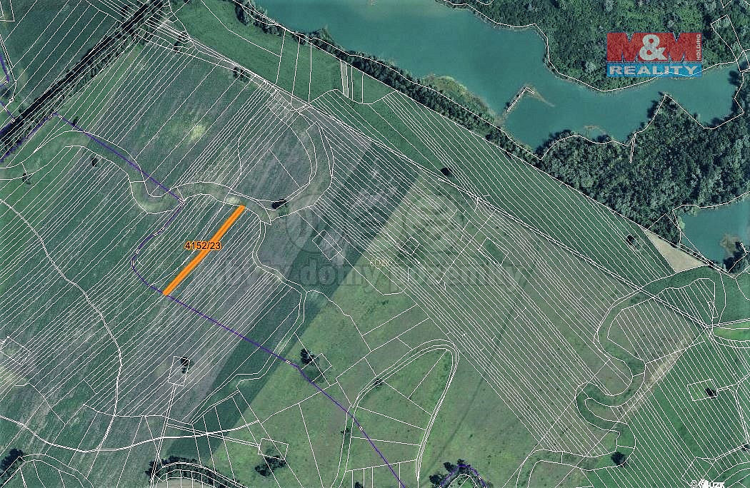 Prodej pole 1 388 m²