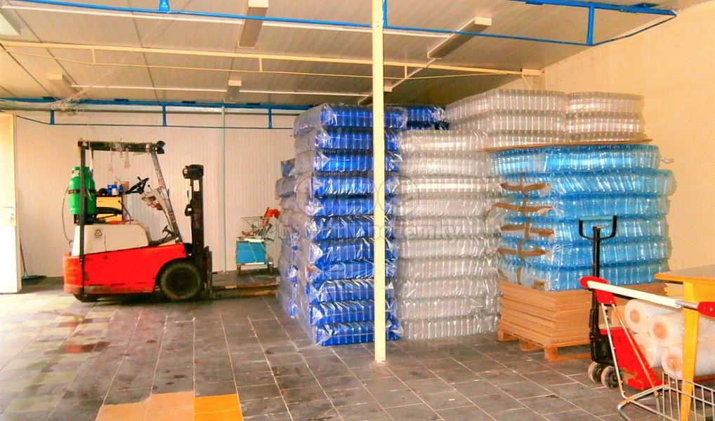 Prodej výrobních prostor 1 560 m², Očihov – náhled fotky 19