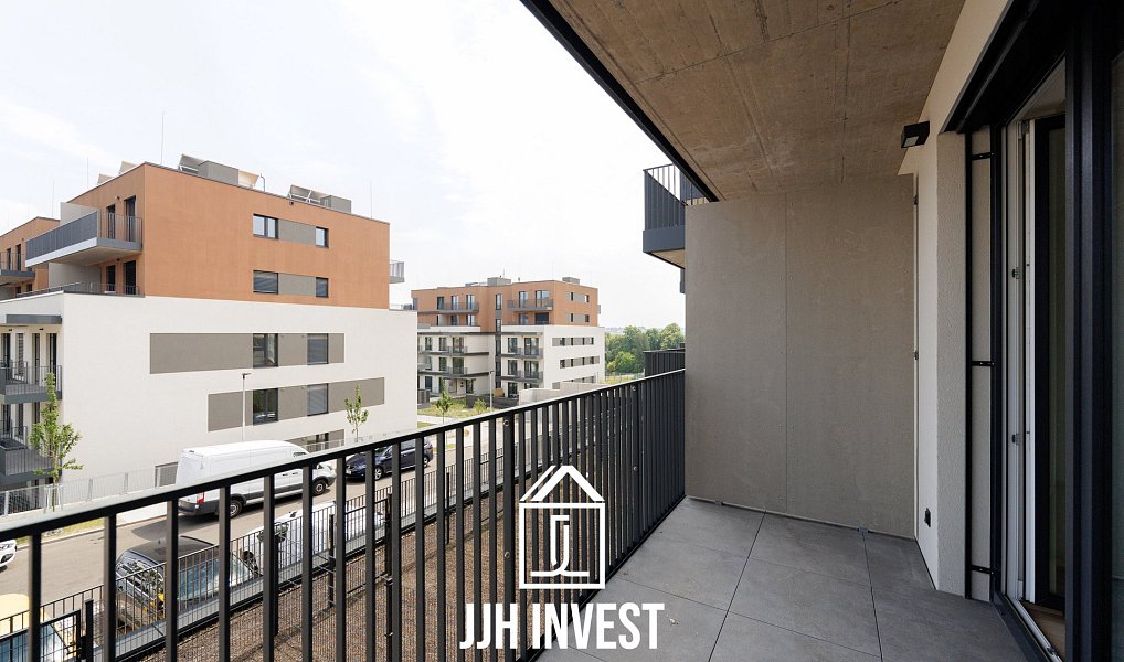Prodej bytu 1+kk 30 m², Praha – náhled fotky 13