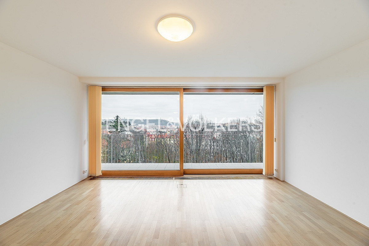 Pronájem bytu 4+kk 101 m²