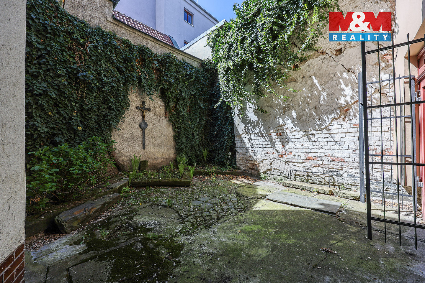 Prodej domu 420 m² s pozemkem 414 m² — photo 2