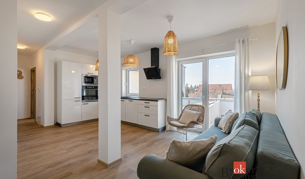 Prodej bytu 3+kk 58 m², Valtice – fotka 1 z 8
