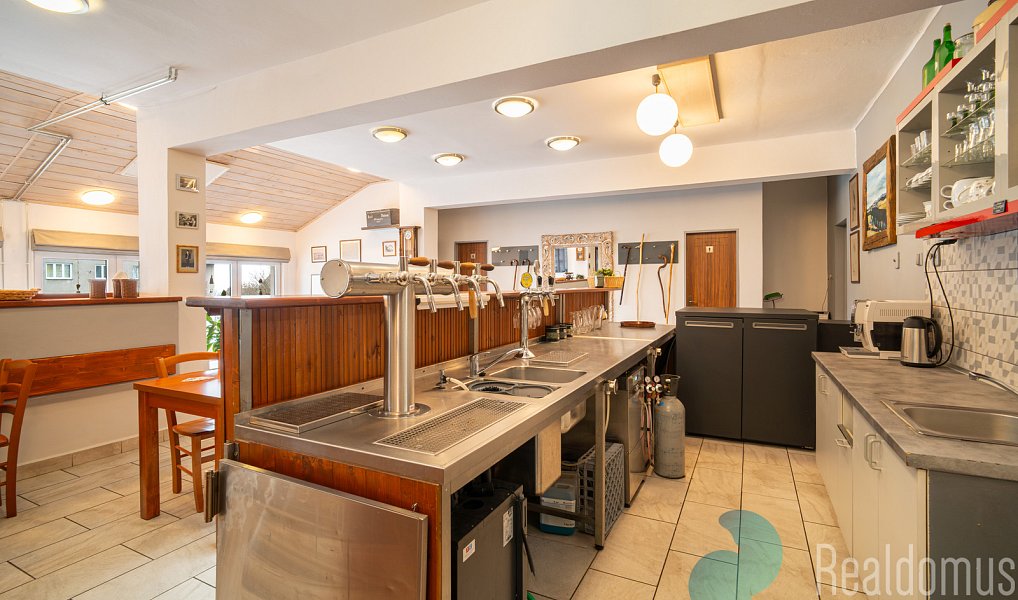 Prodej restaurace 504 m², Světlík – náhled fotky 3