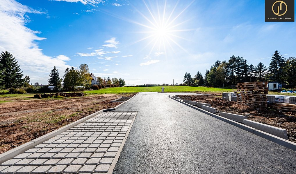 Prodej stavebního pozemku 1 002 m², Lužná – náhled fotky 5