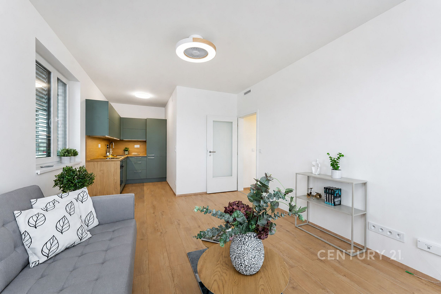 Pronájem bytu 2+kk 45 m² — photo 3