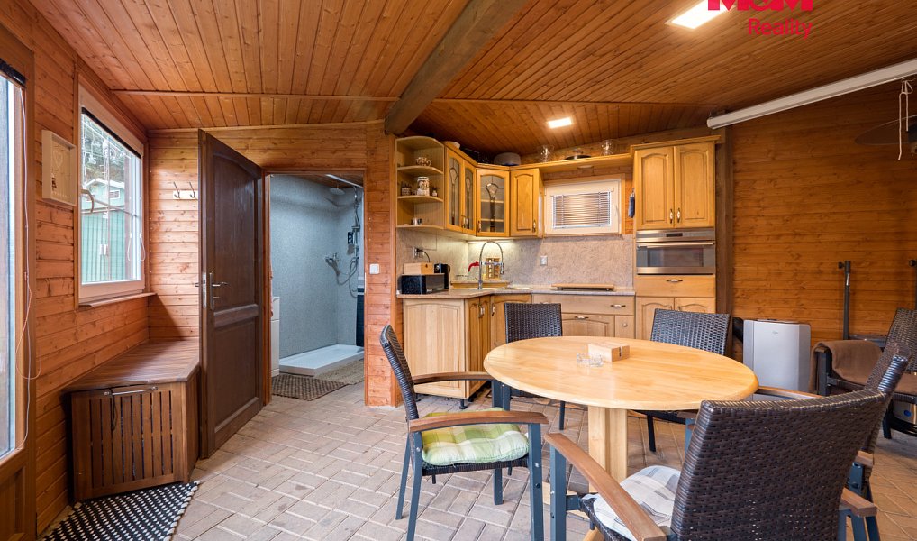Prodej chaty/chalupy 140 m² s pozemkem 631 m², Hroznětín – náhled fotky 19
