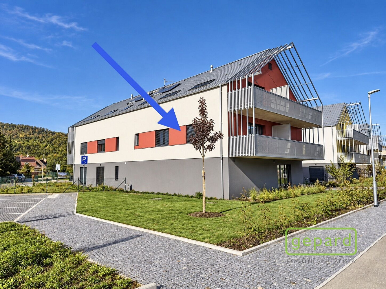 Pronájem bytu 2+kk 62 m² – fotografie 3