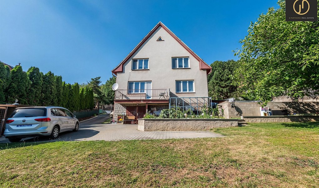 Prodej domu 167 m² s pozemkem 839 m², Nový Knín – náhled fotky 2