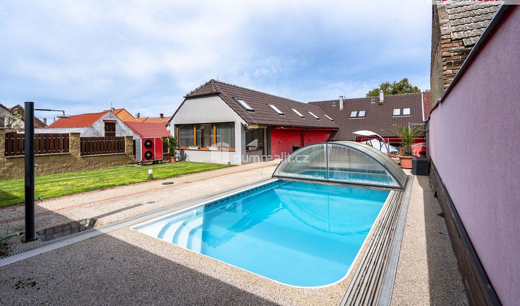 Prodej domu 300 m² s pozemkem 300 m², Roudnice nad Labem – náhled fotky 33