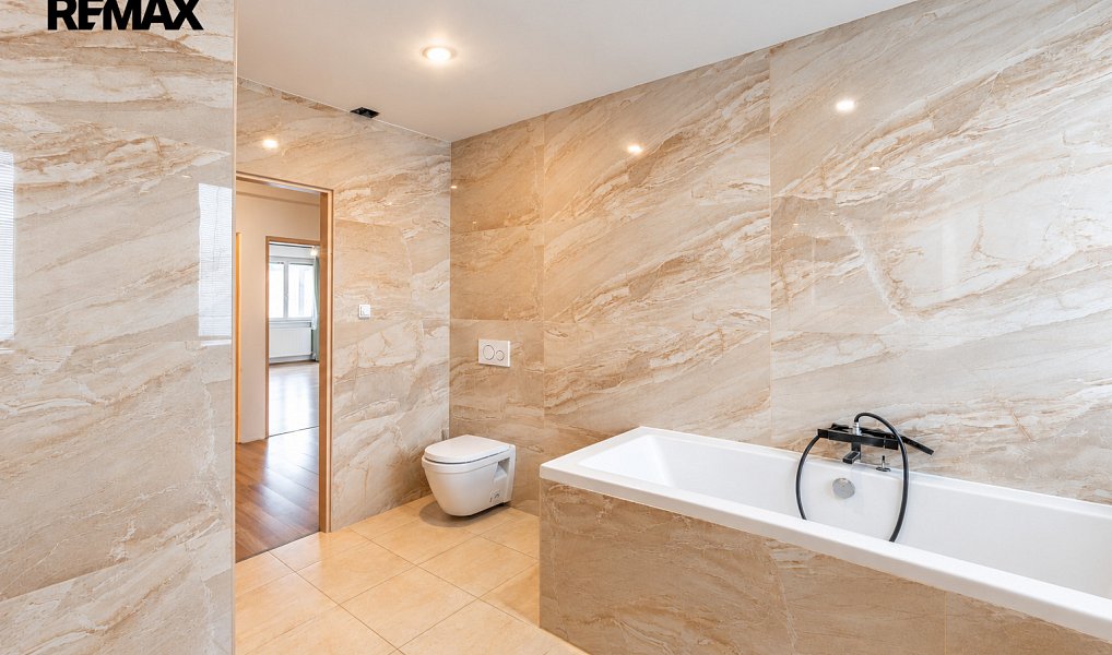 Pronájem domu 180 m² s pozemkem 473 m², Praha – náhled fotky 15