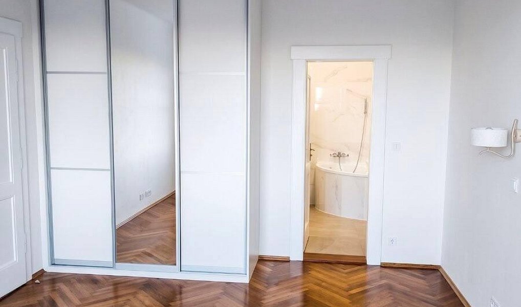 Pronájem bytu 3+kk 77 m², Praha – náhled fotky 3