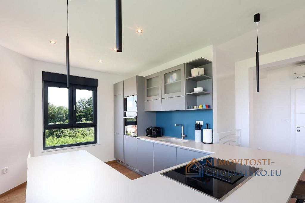 Prodej bytu 6+kk 135 m² - Widok 5