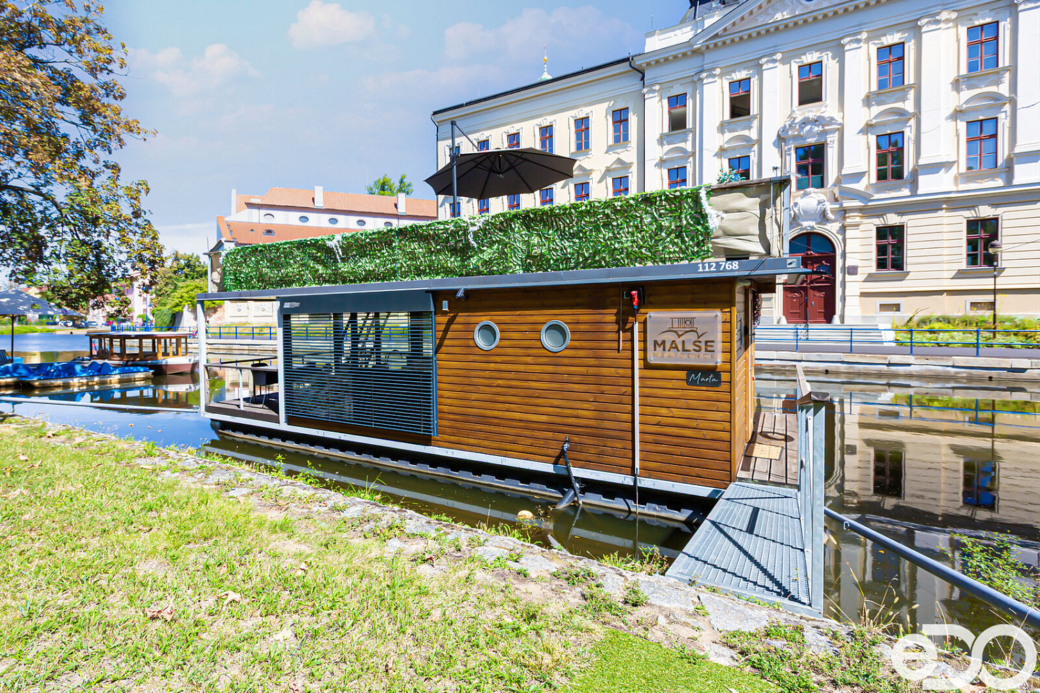Prodej komerčního objektu (jiného typu) 210 m² – fotografie 2