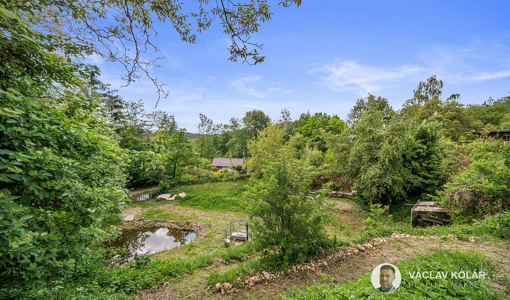 Prodej stavebního pozemku 1 805 m², Hořice – fotka 1 z 16