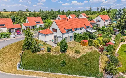 Prodej domu 148 m² s pozemkem 608 m², Starosty Hejmy, Lidice, okres Kladno