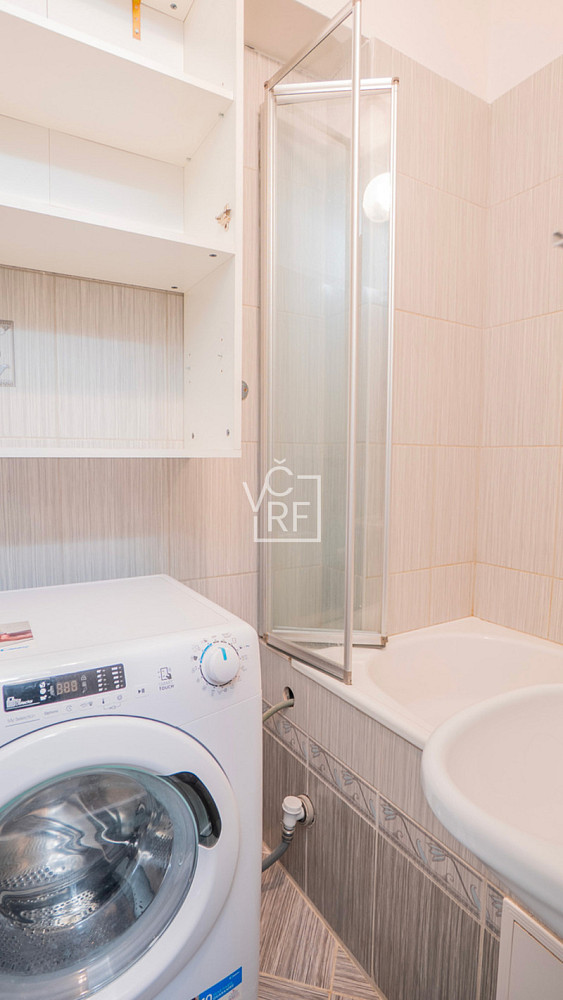 Prodej bytu 1+kk 24 m² — photo 2