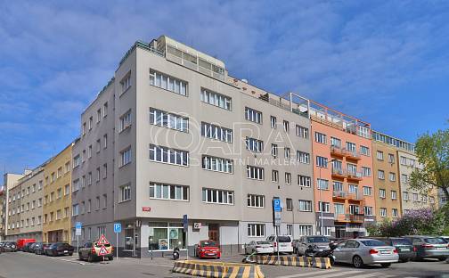Prodej bytu 1+1 40 m², U gymnázia, Praha 4 - Nusle