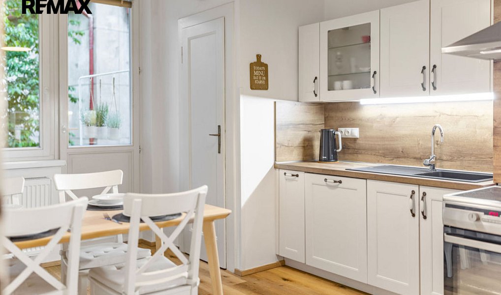 Prodej bytu 4+1 133 m², Praha – náhled fotky 16
