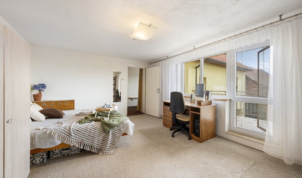Prodej domu 260 m² s pozemkem 1 224 m², Polešovice – náhled fotky 14