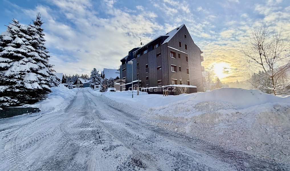 Prodej bytu 3+kk 77 m², Harrachov – náhled fotky 33
