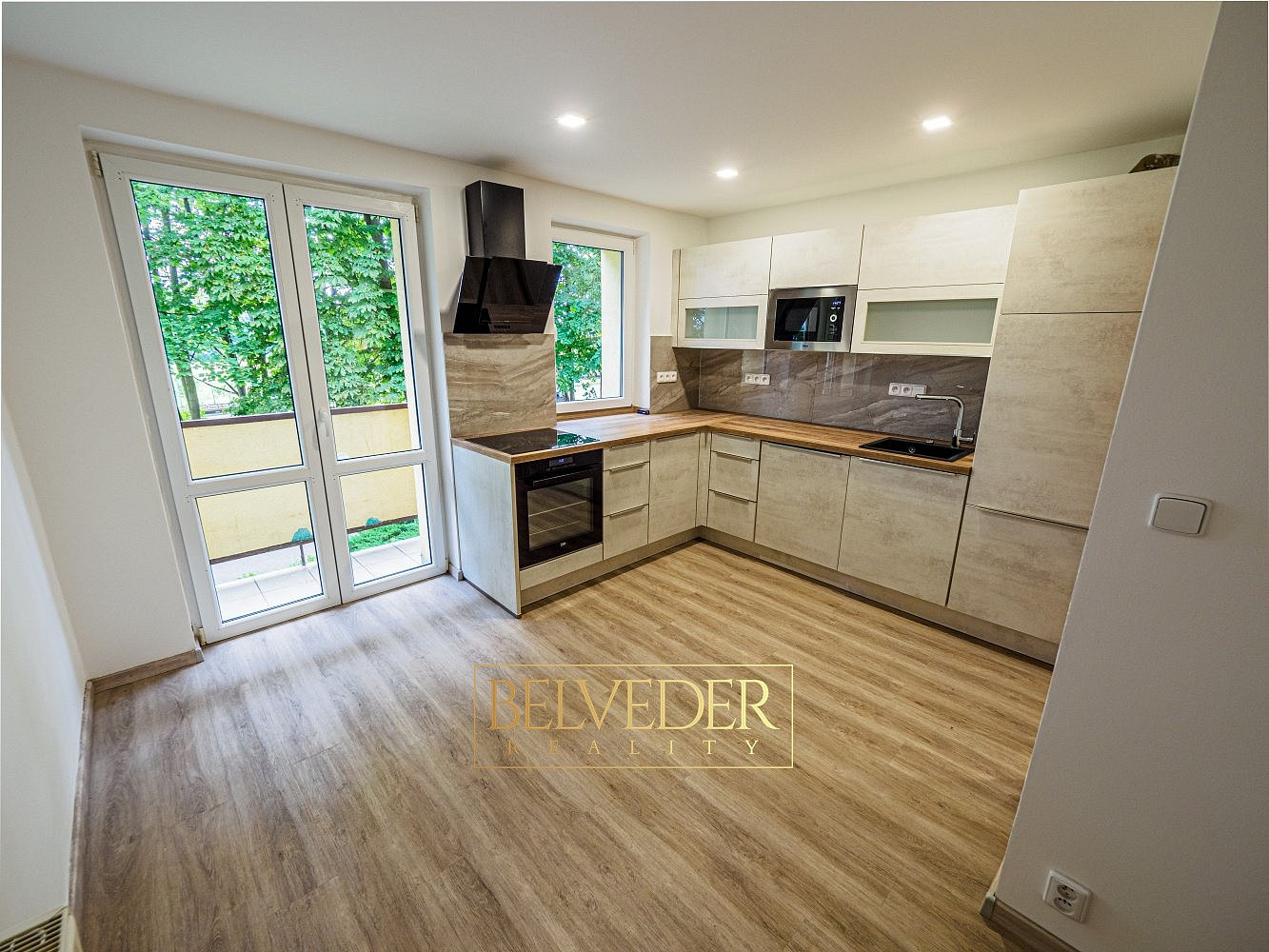 Pronájem bytu 2+1 57 m² – fotografie 2