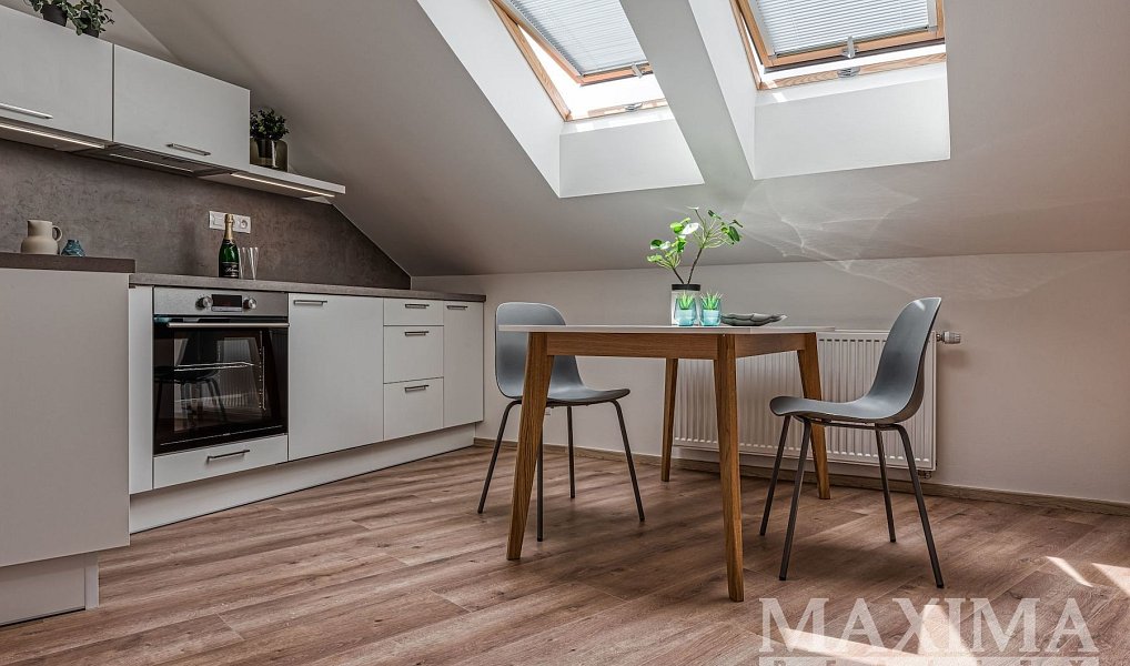 Pronájem bytu 1+kk 41 m², Praha – náhled fotky 3