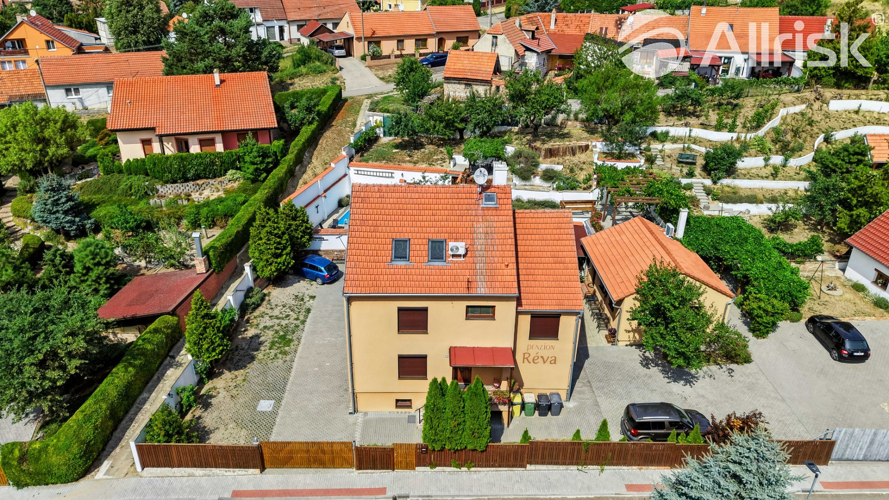 Prodej ubytovacího objektu 406 m² – fotografie 4