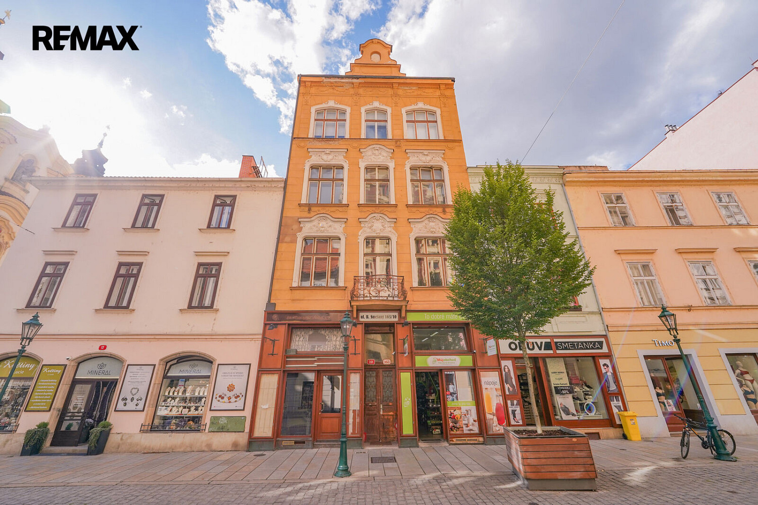 Pronájem obchodních prostor 312 m²
