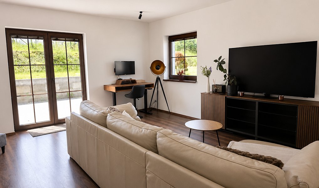 Prodej domu 148 m² s pozemkem 908 m², Tmaň – náhled fotky 2