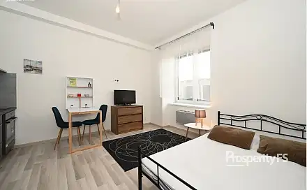 Pronájem bytu 1+kk 27 m²