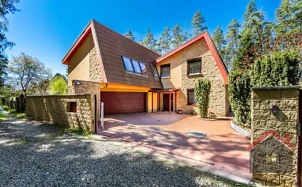 Prodej domu 275 m² s pozemkem 587 m², Rekreační, Plzeň - Lhota