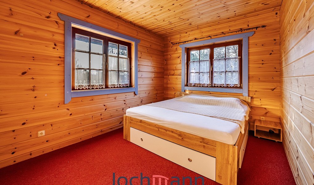 Prodej domu 800 m² s pozemkem 3 947 m², Trhové Sviny – náhled fotky 20