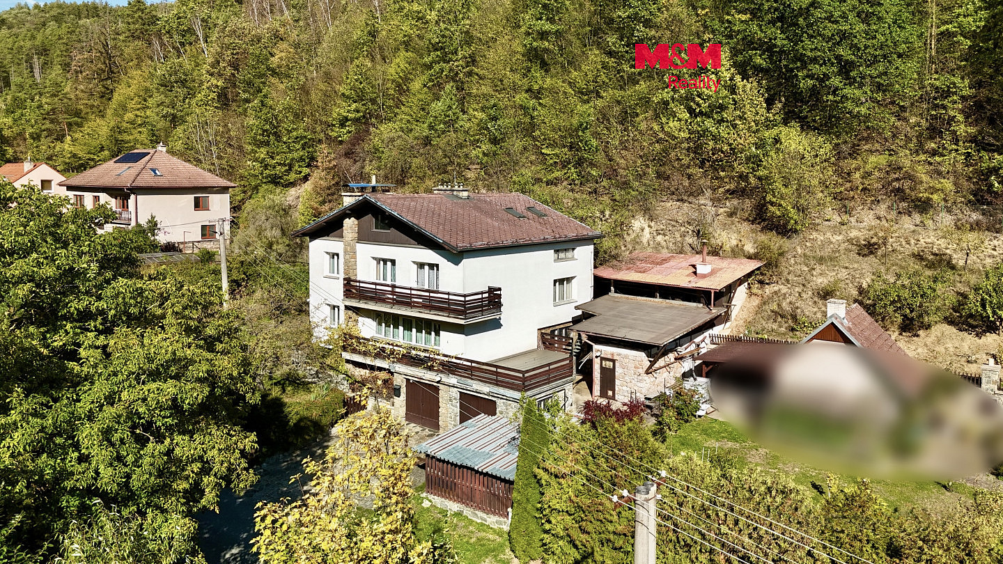 Prodej domu 396 m² s pozemkem 1 116 m²