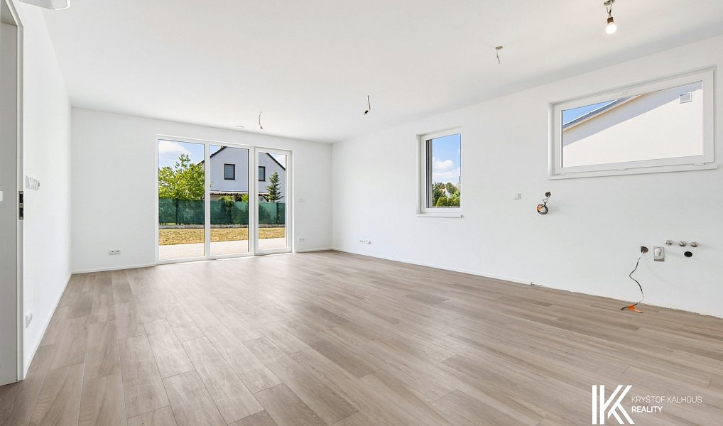 Prodej domu 105 m² s pozemkem 482 m², Pardubice – náhled fotky 3