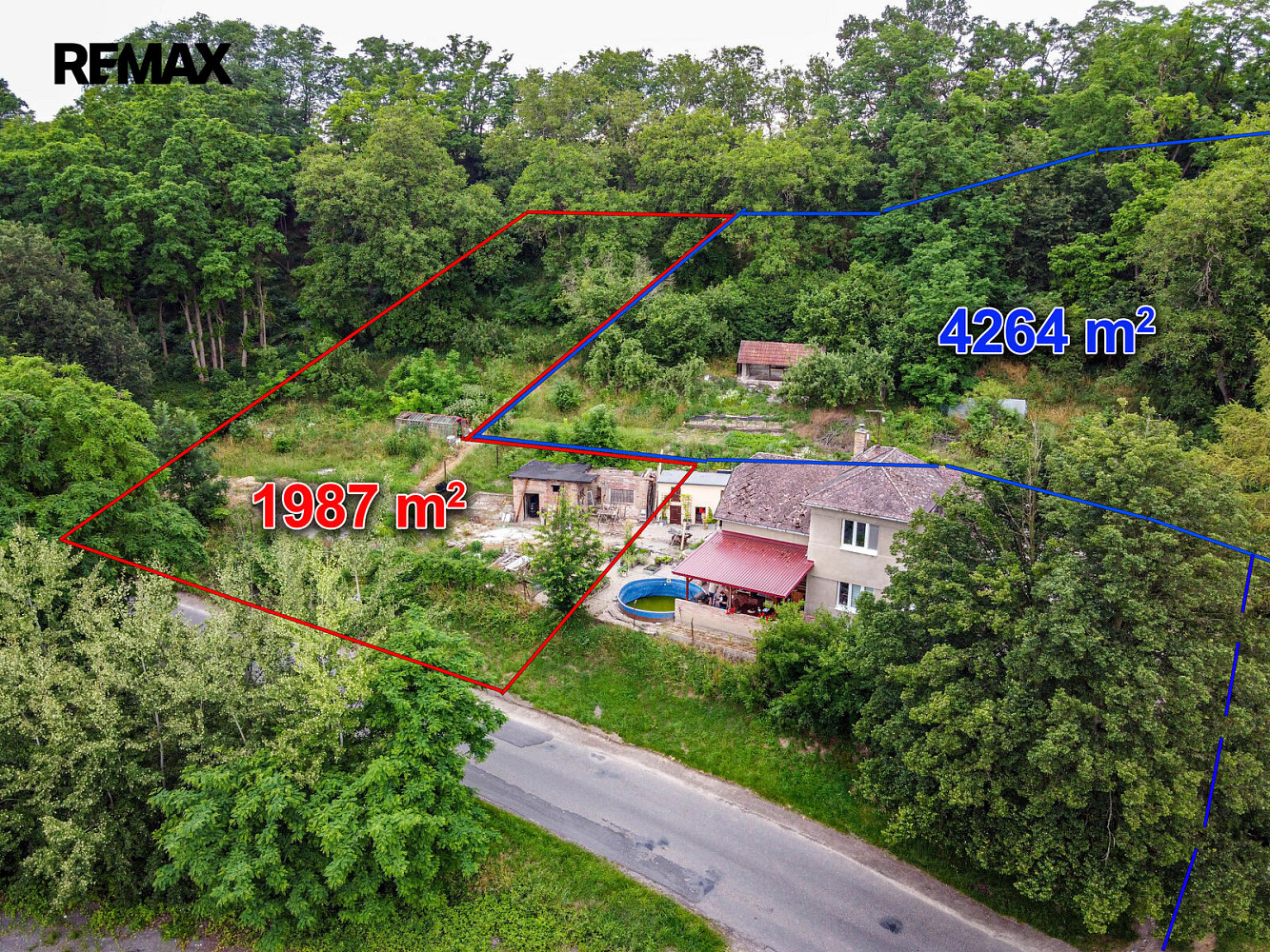 Prodej stavebního pozemku 1 987 m²