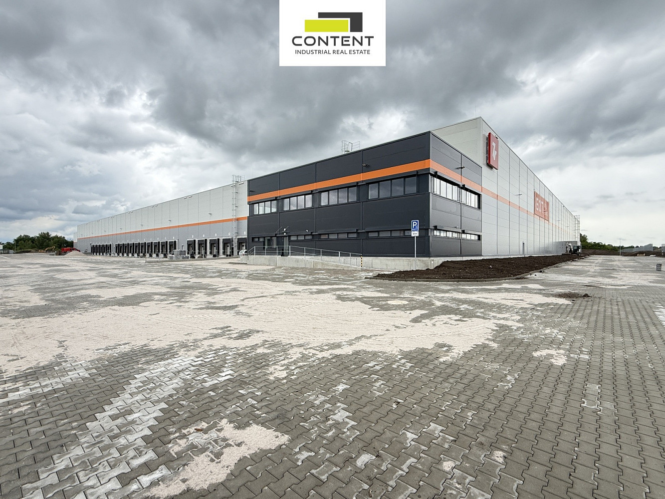 Pronájem skladovacích prostor 5 000 m² – fotografie 3