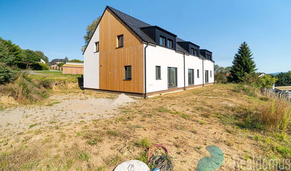 Prodej domu 115 m² s pozemkem 322 m², Světlík – náhled fotky 24