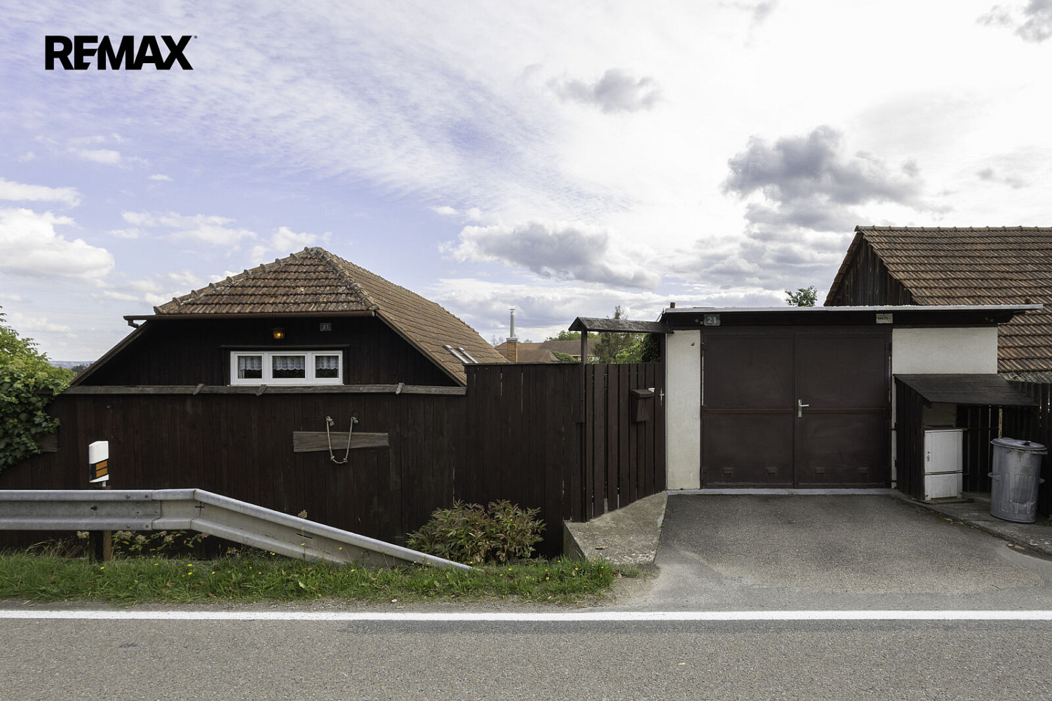 Prodej domu 200 m² s pozemkem 720 m² – fotografie 2