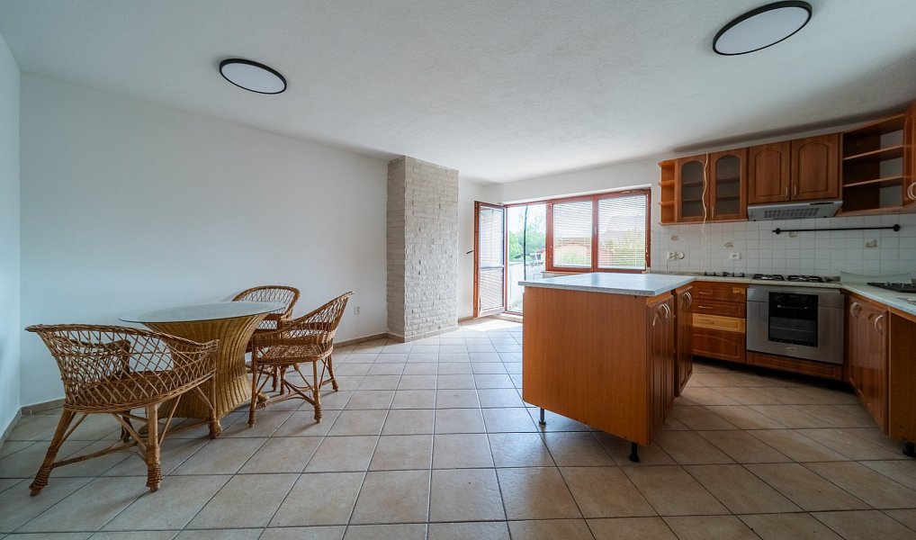 Prodej domu 292 m² s pozemkem 596 m², Bělkovice-Lašťany – náhled fotky 6