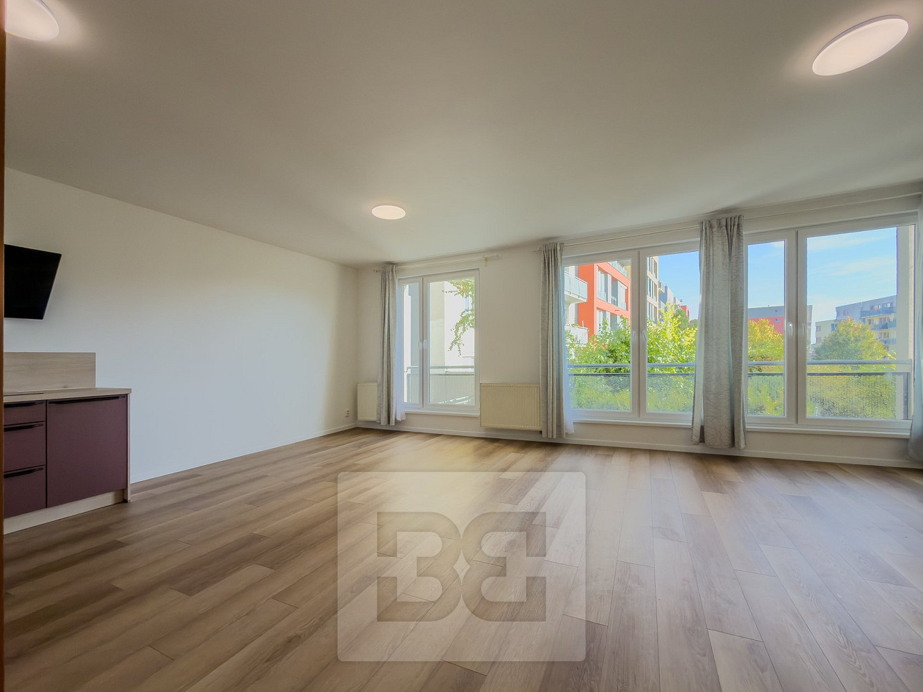 Pronájem bytu 3+kk 89 m²