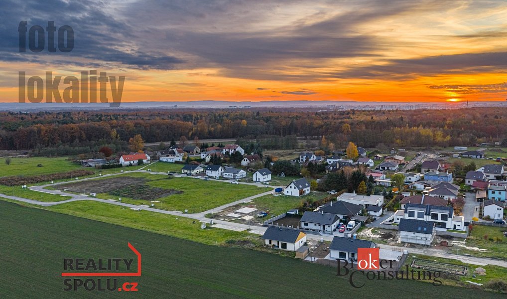 Prodej domu 193 m² s pozemkem 816 m², Sezemice – náhled fotky 2
