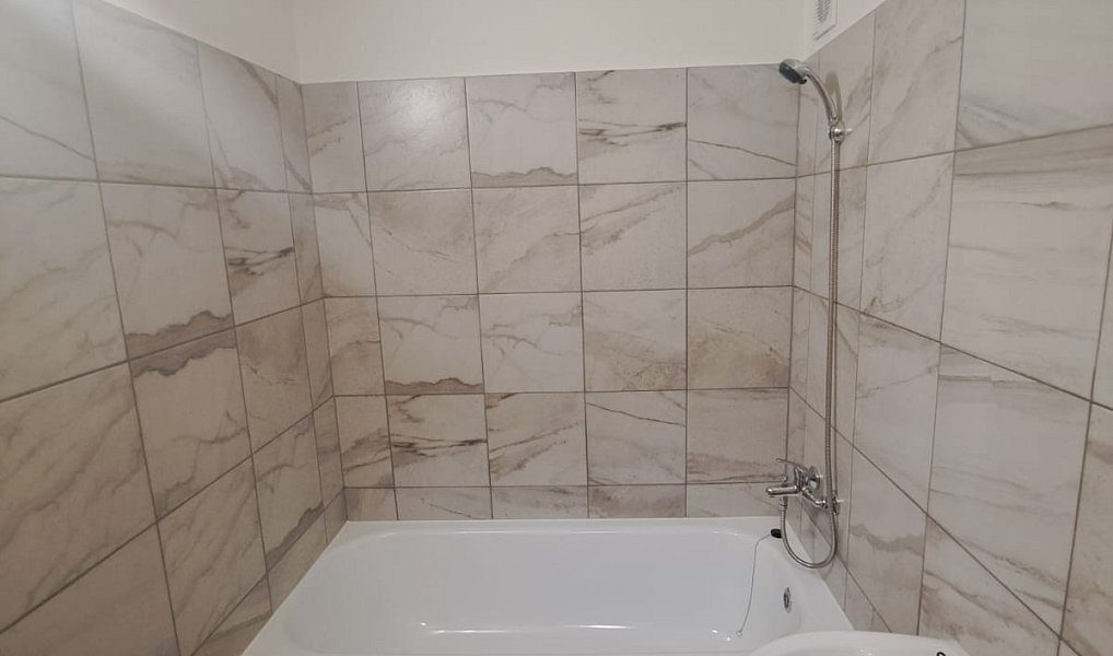 Pronájem bytu 3+1 66 m², Týn nad Vltavou – náhled fotky 8