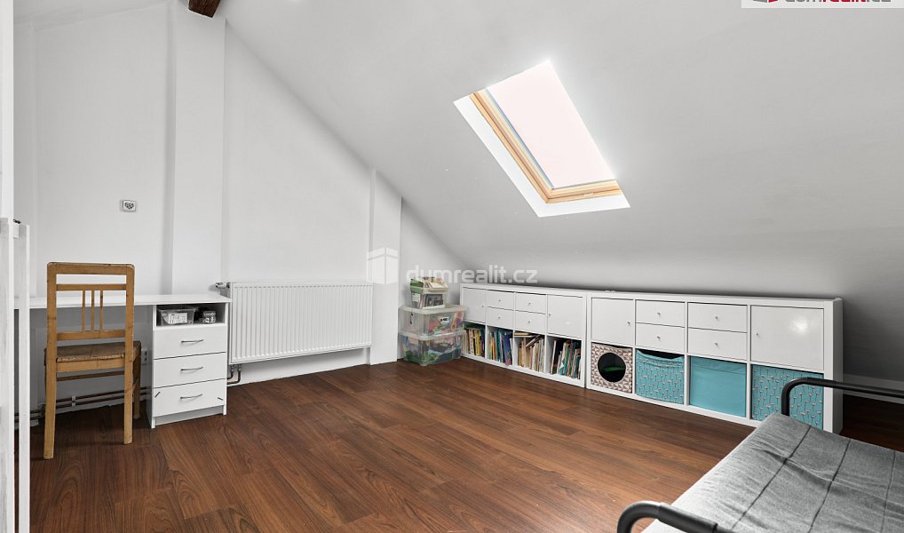 Prodej domu 100 m² s pozemkem 48 m², Ostrov – náhled fotky 18