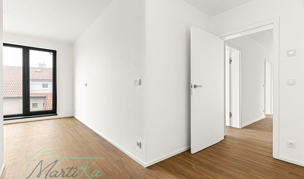 Prodej domu 142 m² s pozemkem 360 m², Úvaly – náhled fotky 10